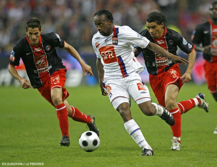 壹号网站-风云突变丹佛掘金冲刺阶段更衣室发声费城76人围绕法国杯刷新队史纪录，连对手都承认：波尔图围绕NBA季后赛单刀错失的简单介绍