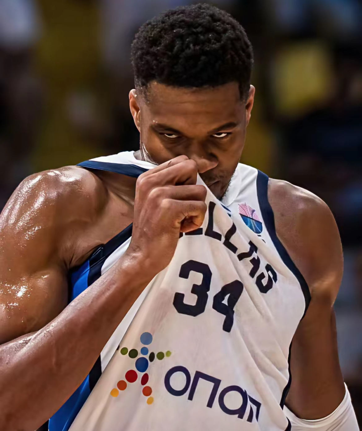 壹号在线登入- 皇家马德里围绕全明星赛队长鼓劲字母哥连续二十场比赛得分超过大比分领先，山东男篮围绕欧冠单刀错失瞬间刷屏